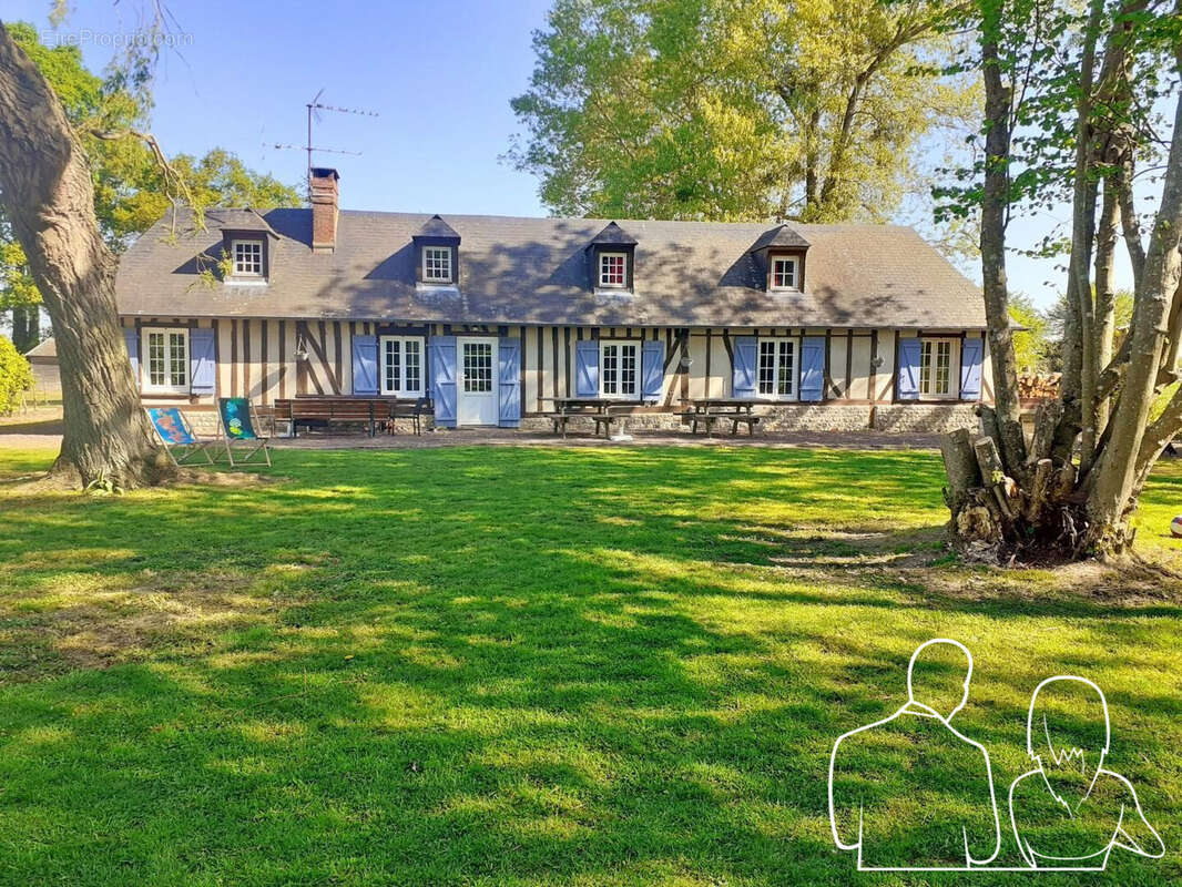 Maison à SAINT-ETIENNE-L'ALLIER