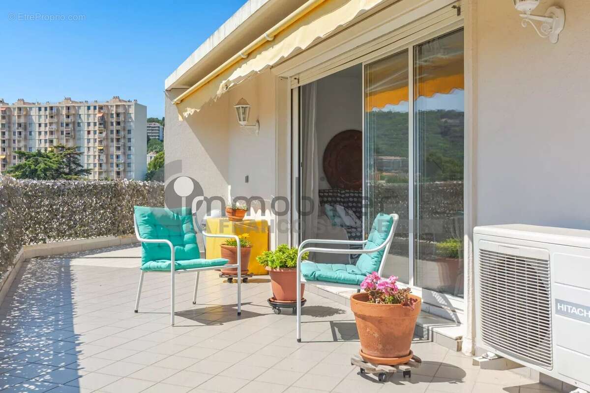 Appartement à NICE
