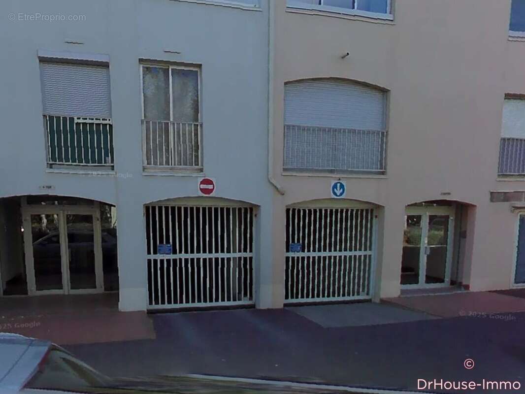 Parking à AGDE