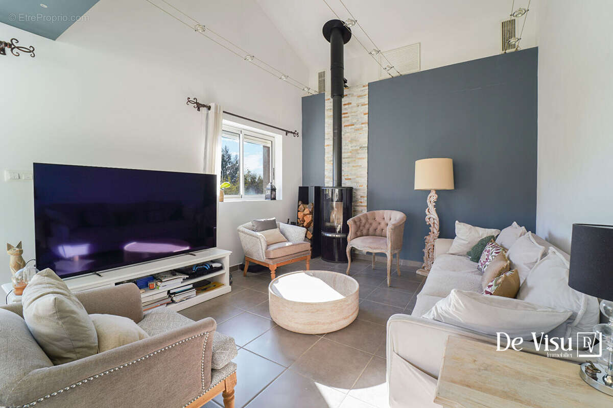 Maison à SAINT-JEAN-DE-VEDAS