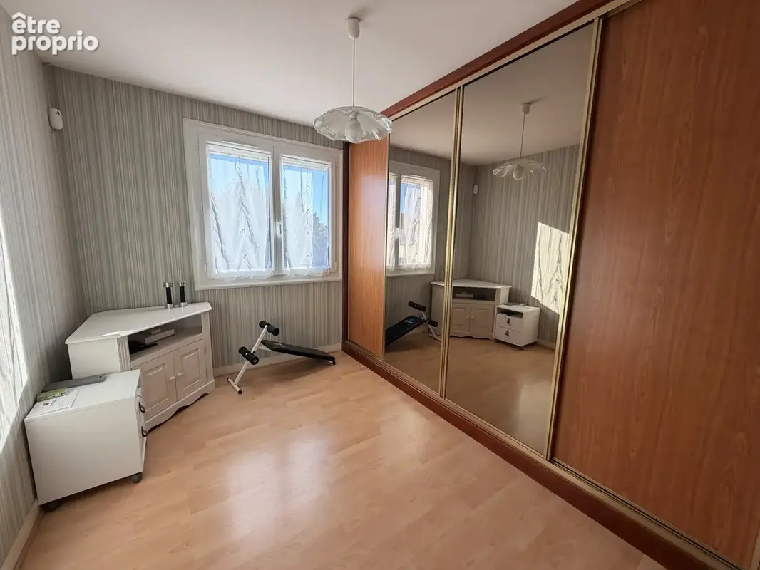 Maison familiale 3 chambres sur ruaudin - photo 8