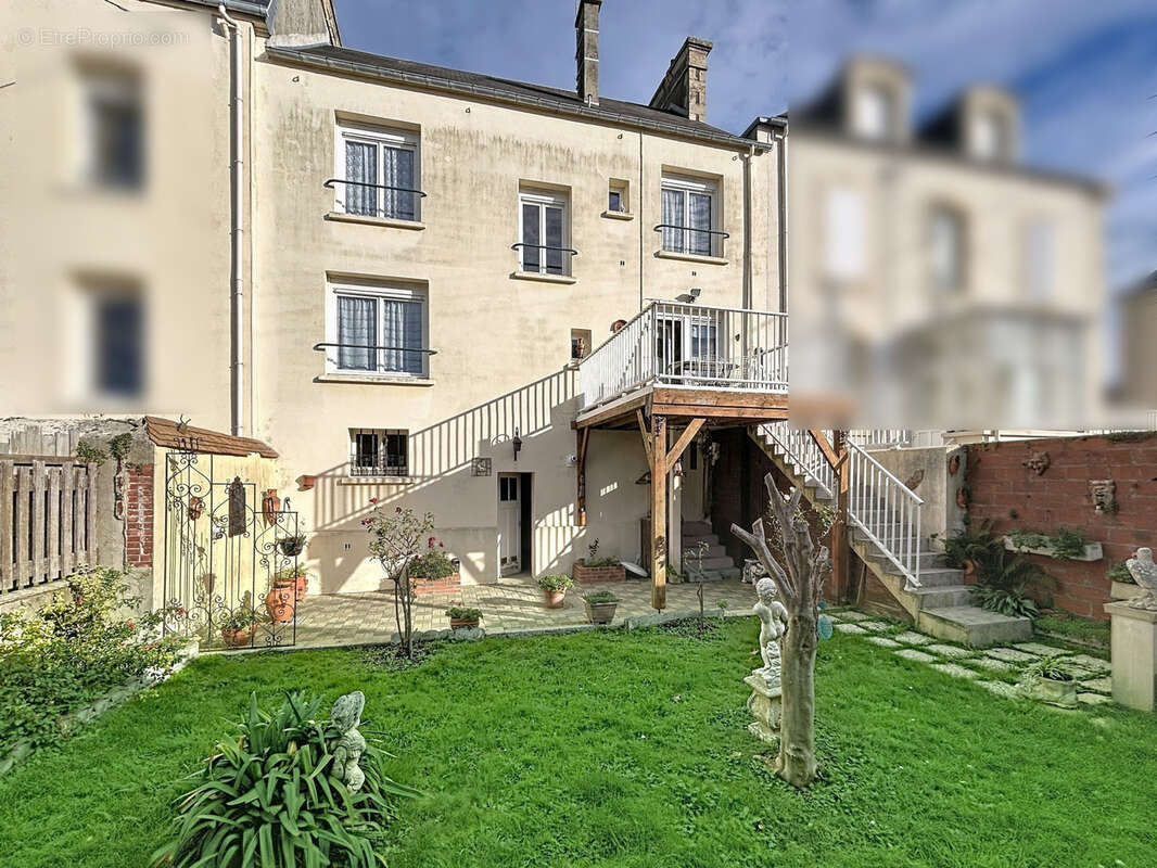 Maison à GRANDCAMP-MAISY