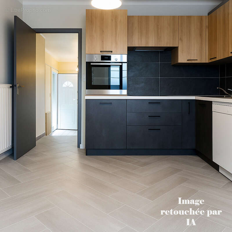 Maison à VAILHAUQUES