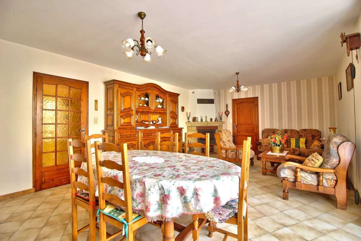 Maison à CHATILLON-SUR-SEINE