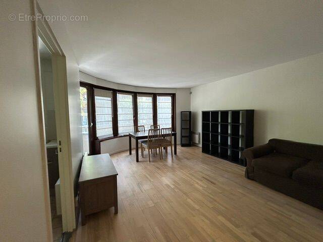 Appartement À Vendre - photo 2