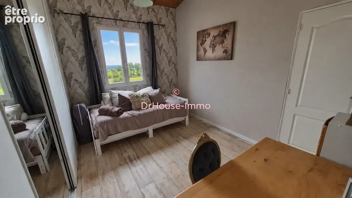 Maison 6 pièces 153 m² à vendre à Le Luc (83340) - photo 7