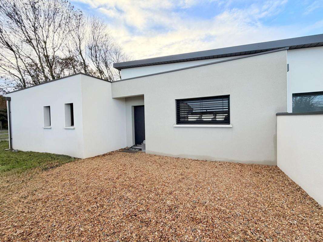 Maison d'exception plain-pied, Cholet, 130m², 6 pièces - photo 4
