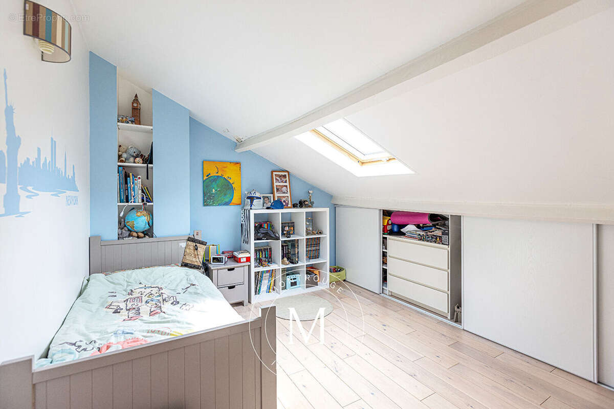 Appartement à MONTROUGE