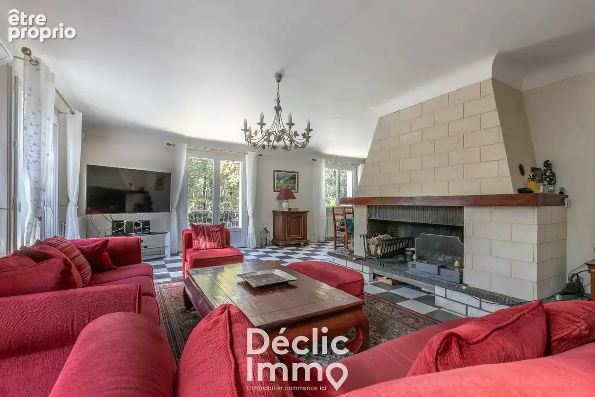 Maison familiale avec piscine et double garage - Saucats - photo 5