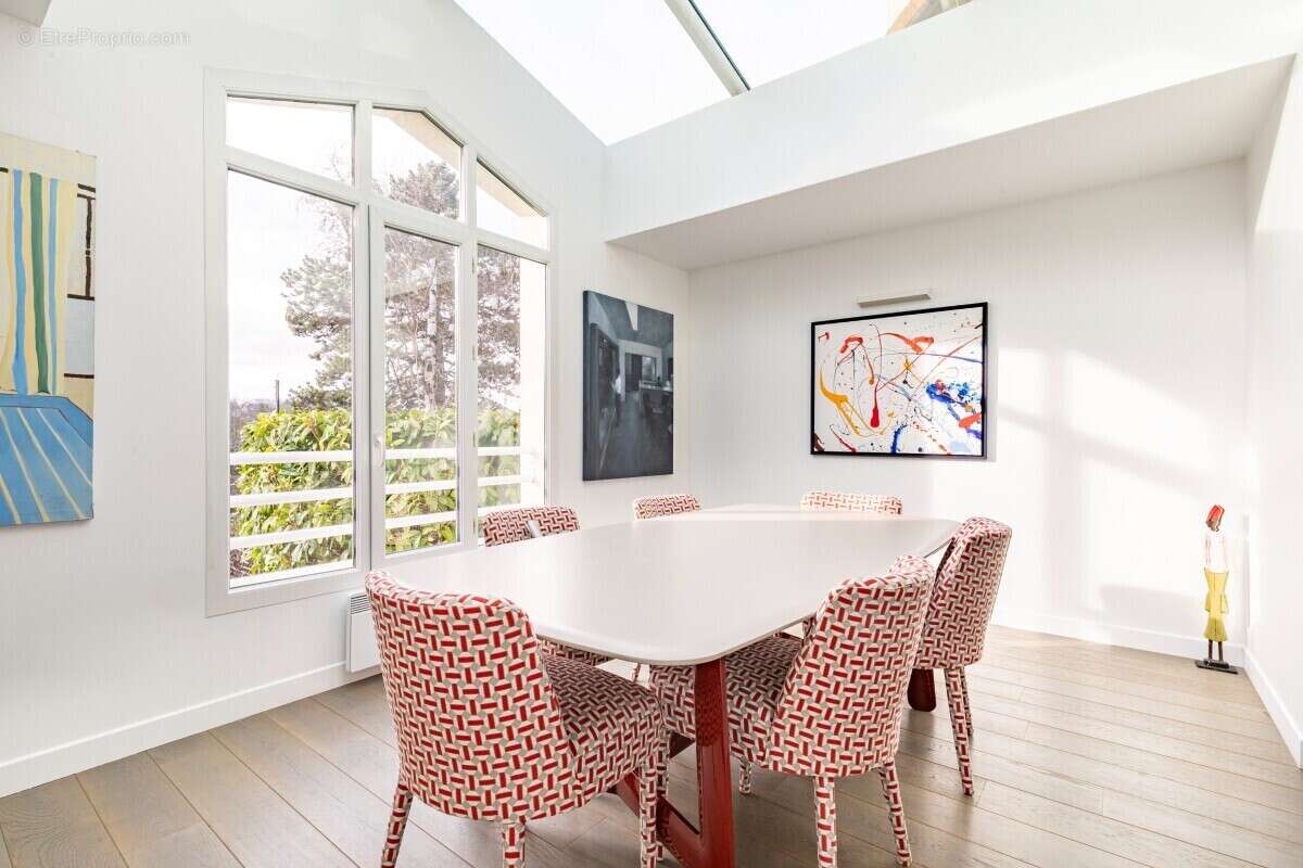 Maison de 186 m2 centre ville  /4 chambres / séjour de 68 m2 - photo 10