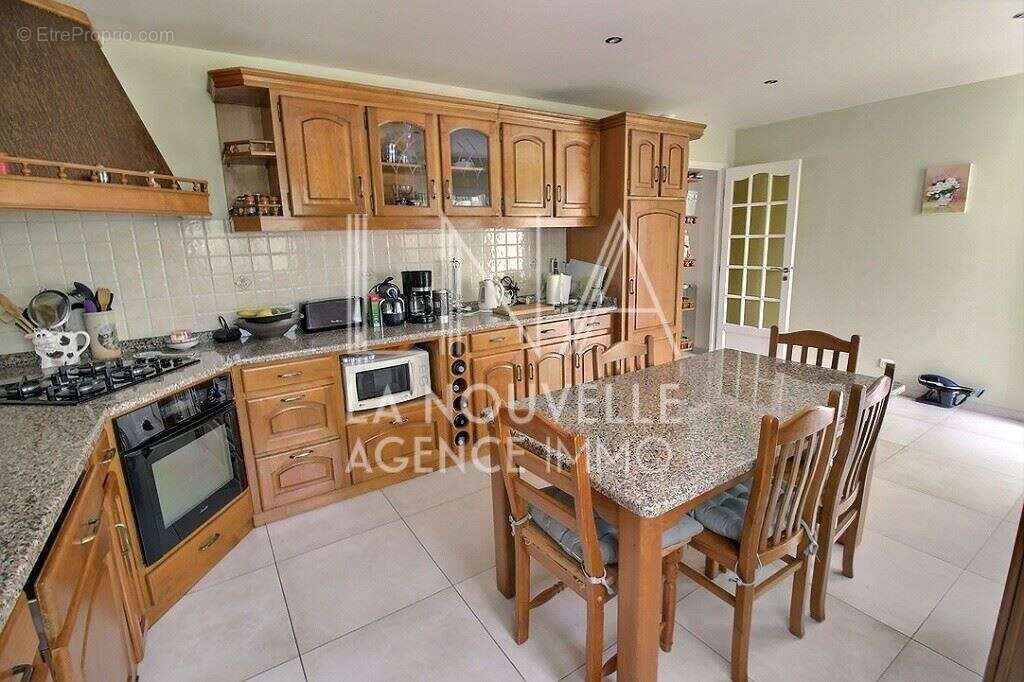 Maison à ROMAINVILLE