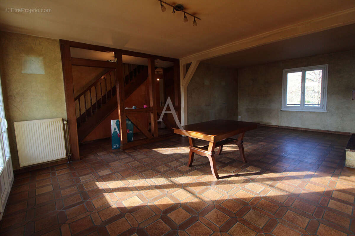 Maison à HUISSEAU-SUR-COSSON