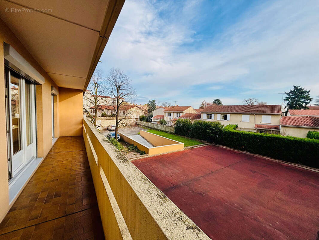 Appartement à VENISSIEUX