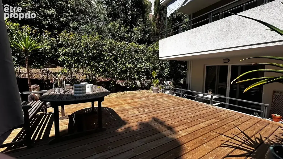 A vendre à Cannes La Bocca -  Résidence de Standing Beau 2 pièces avec parking sous-sol - photo 6