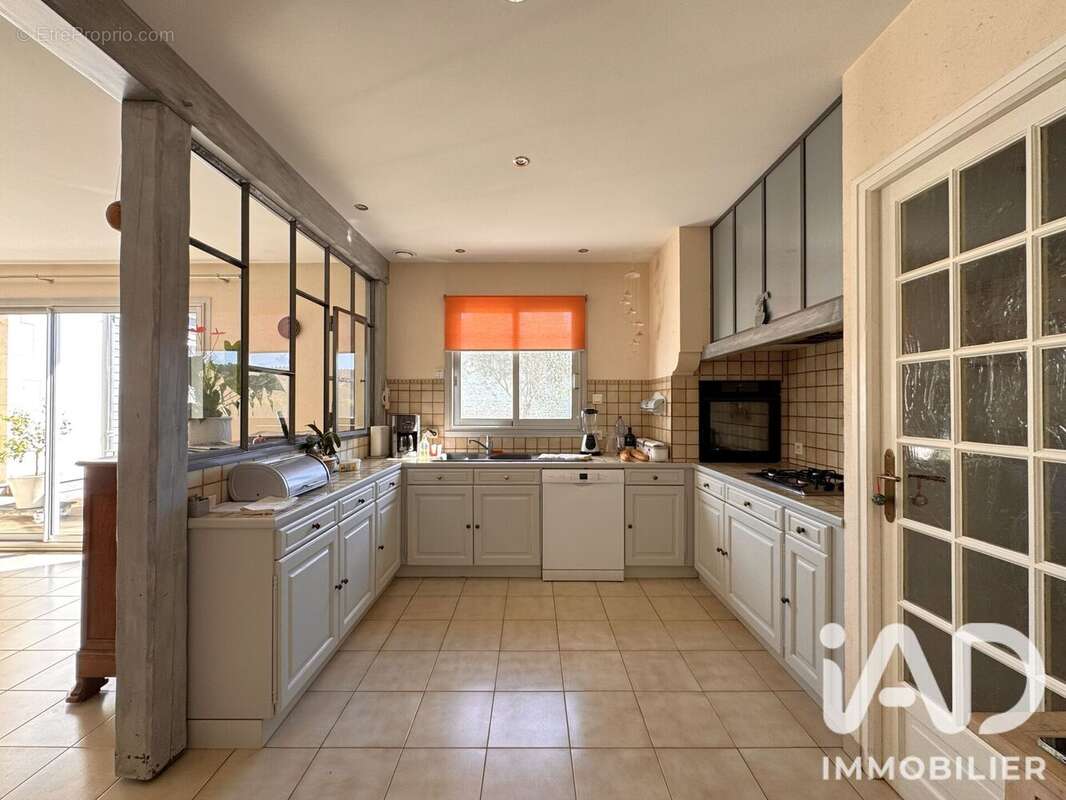 Maison 131 m² à Vouille-Les-Marais  - photo 9