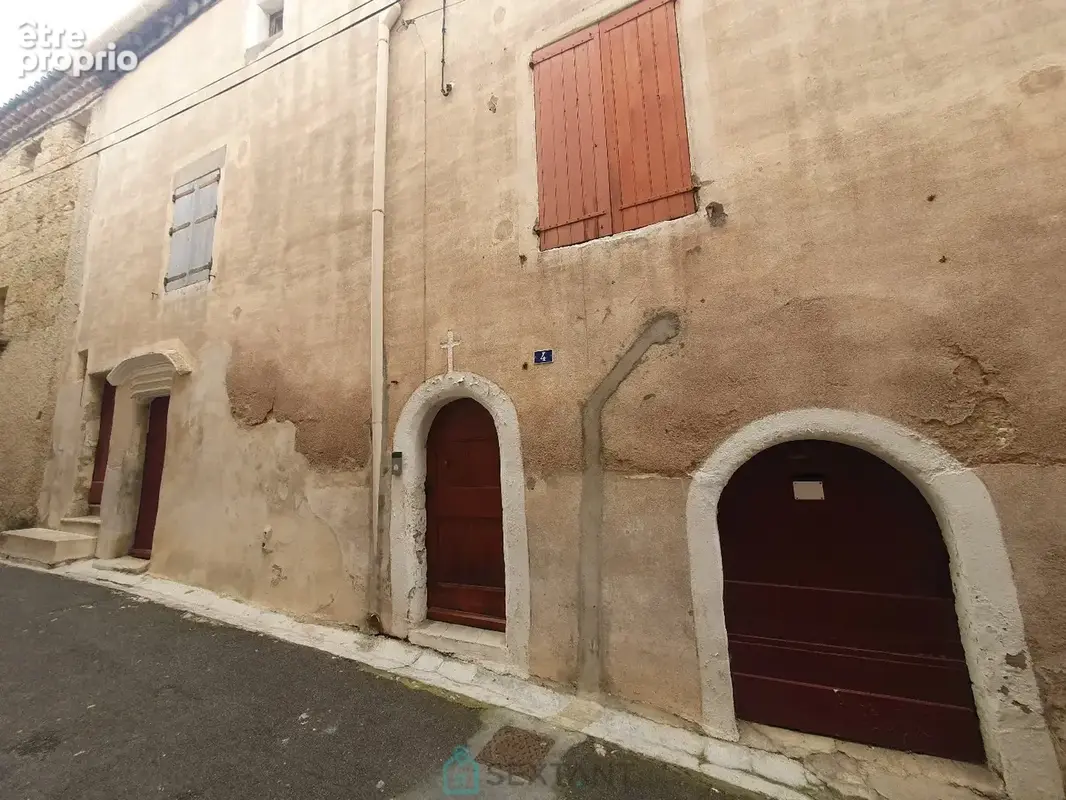 Deux maisons de  village, deux granges - photo 12