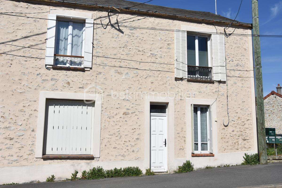 Appartement à SAINT-CHERON