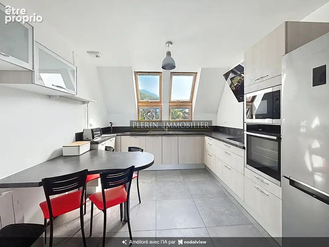 Appartement trois chambres, première ligne mer, haut standing - photo 2