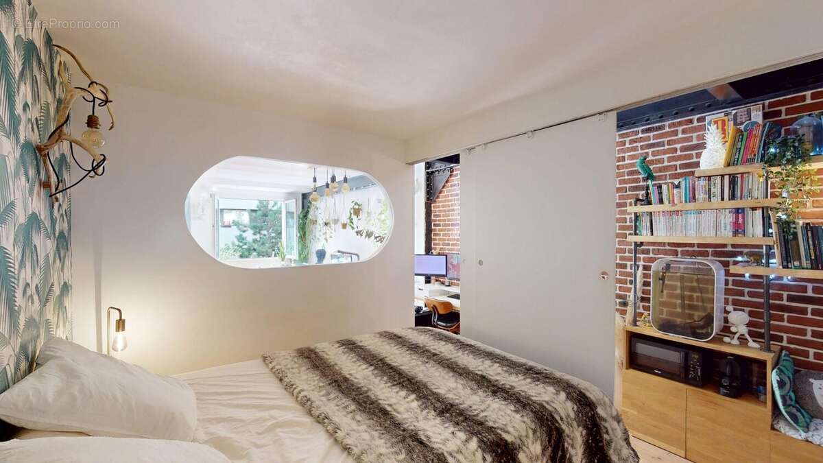 Appartement à PARIS-11E