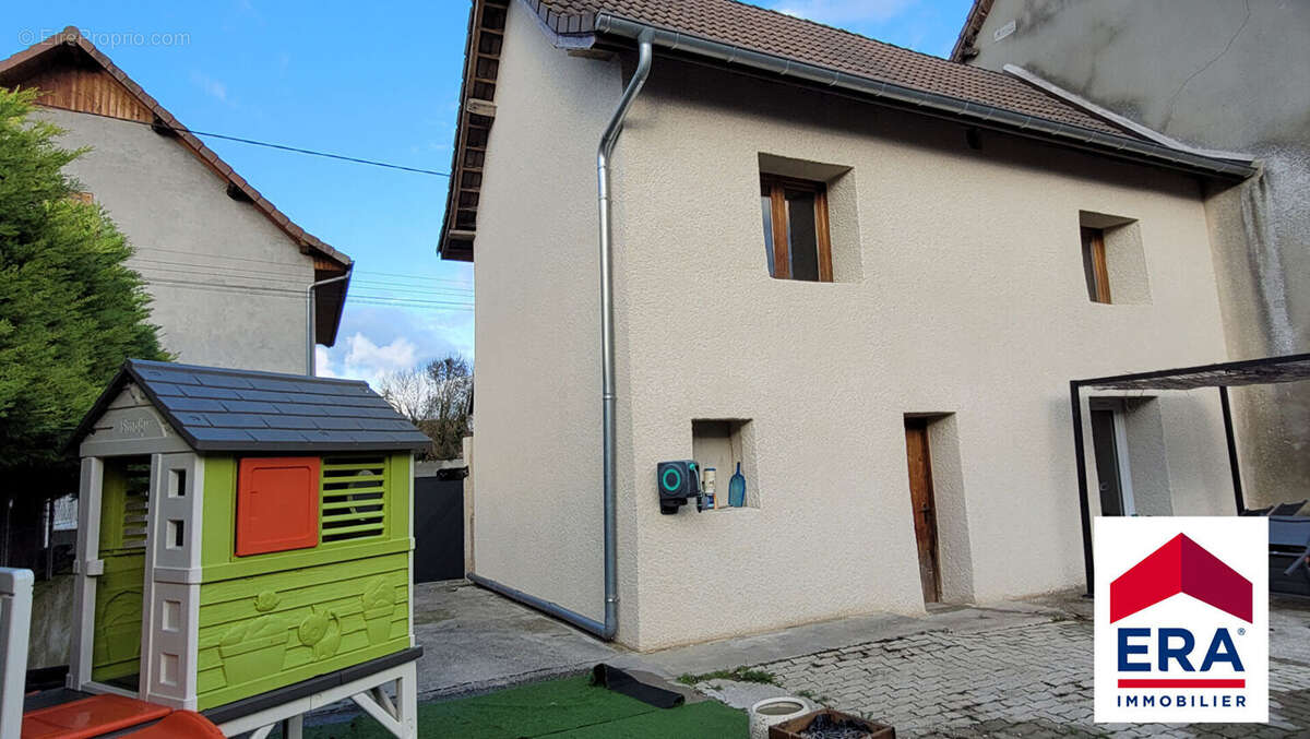 Maison à LES ABRETS