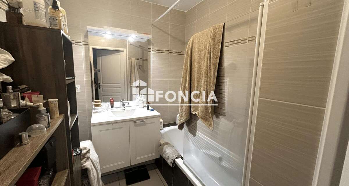 Appartement à LA VALETTE-DU-VAR