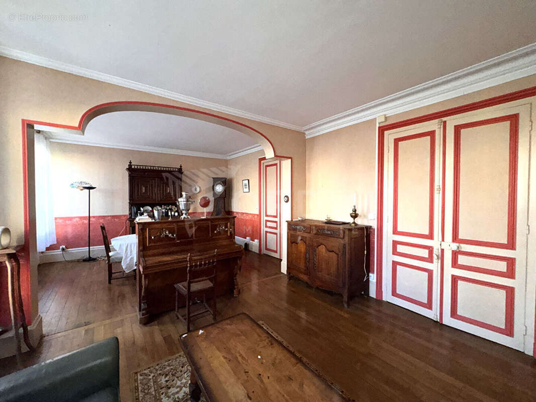 Maison à COSNE-COURS-SUR-LOIRE