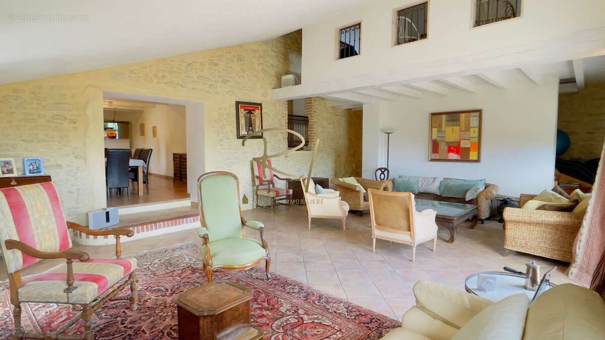Maison à ALLEGRE-LES-FUMADES