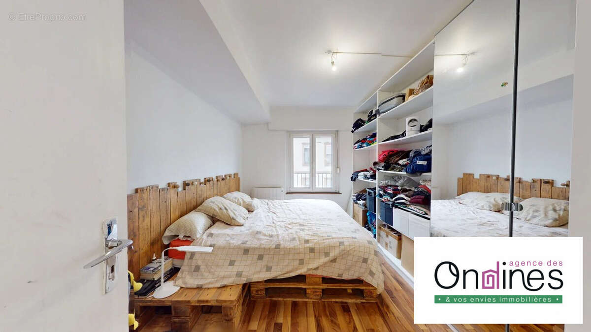 Chambre 1 - Appartement à HAGUENAU