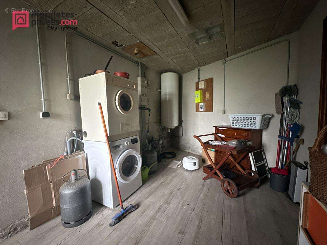 Maison en pierre de 137m² à Brouains - photo 10