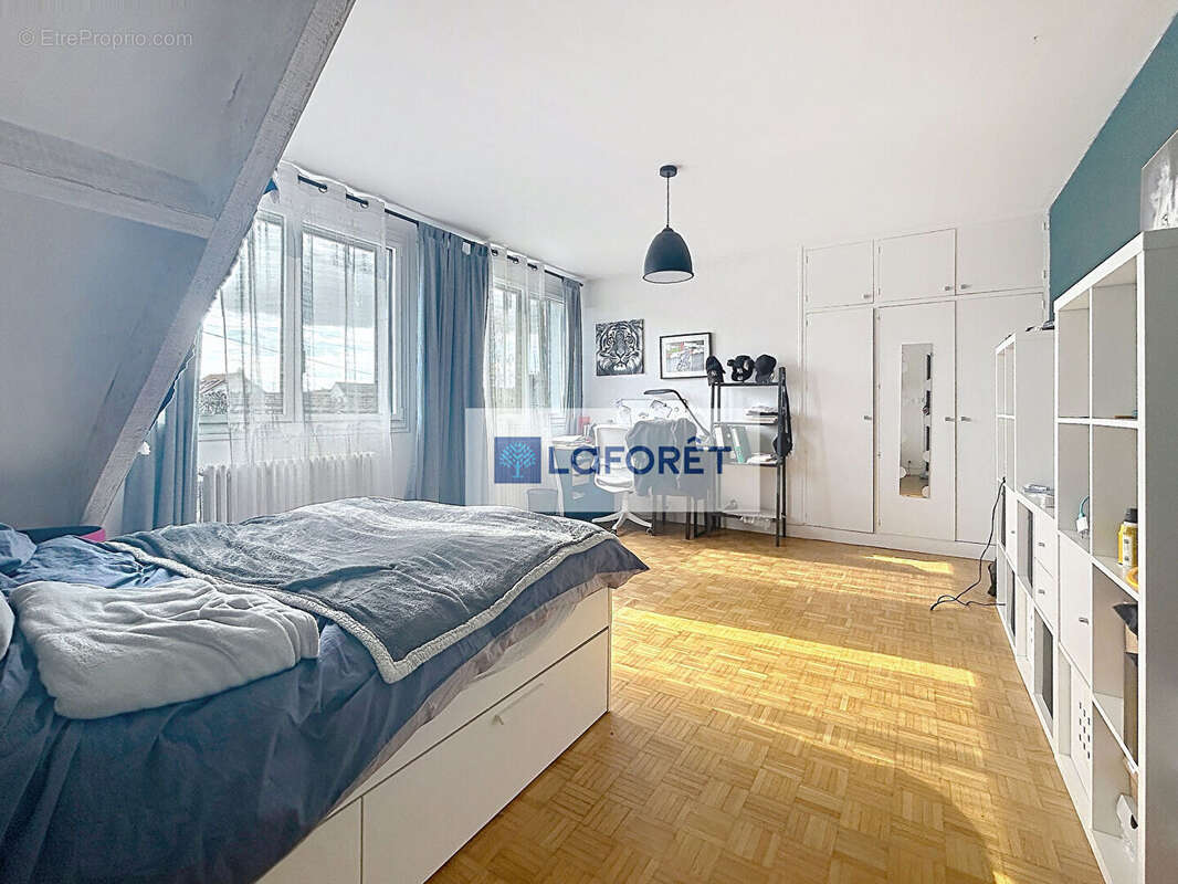 Maison à SARTROUVILLE