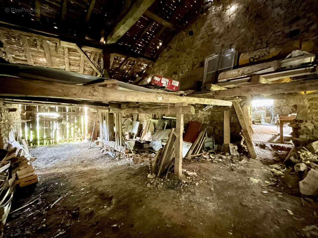 Maison à SAINT-CHRISTOPHE