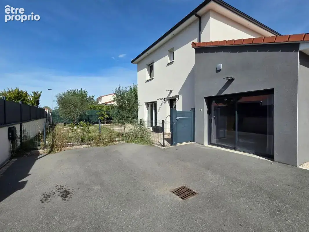*** exclusivite *** maison moderne avec jardin *** pont du chateau 63430 *** - photo 16