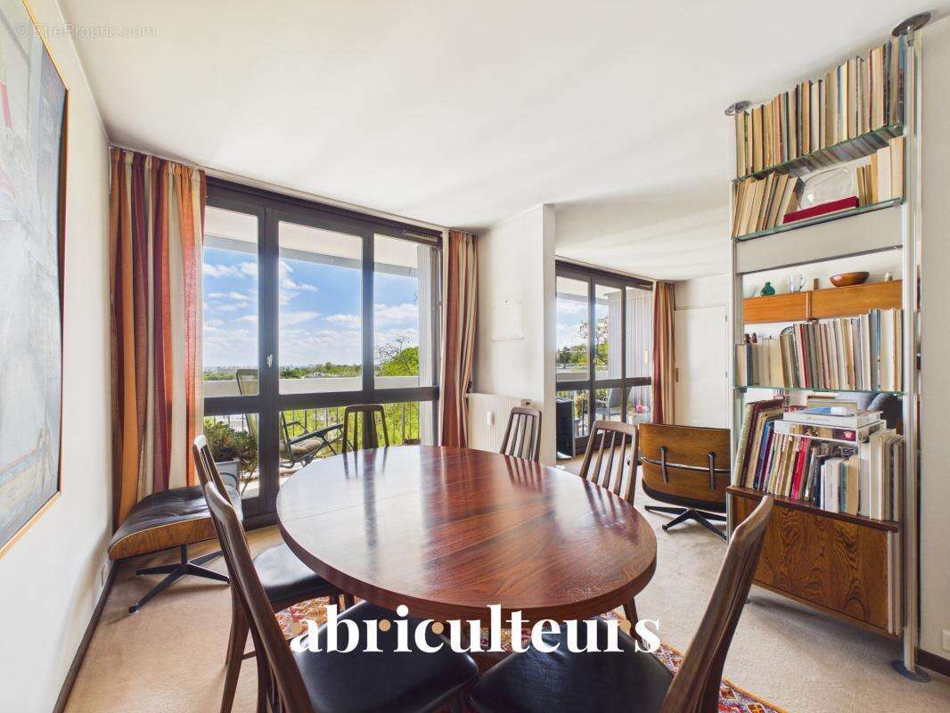 Magnifique panorama en dernier étage - Appartement T5 de 99m² à Garches (92380) - photo 10