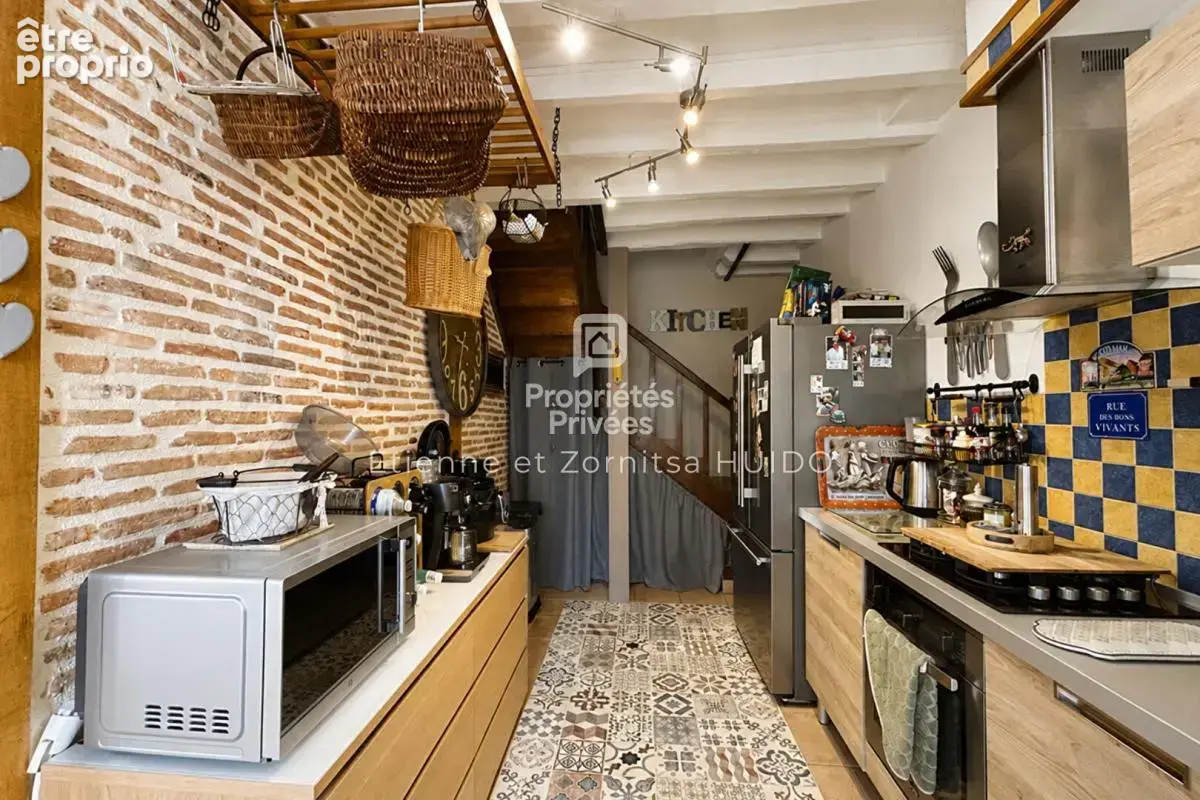 Maison de 67 m², 3 pièces, une dépendance, serre et extérieurs - Vatan - photo 3
