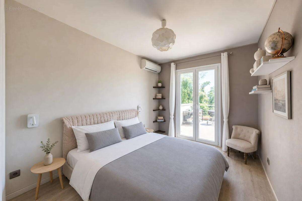 Maison à LINAS