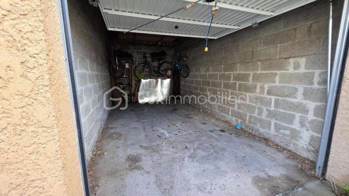 Maison à SAINT-GERMAIN-LES-ARPAJON