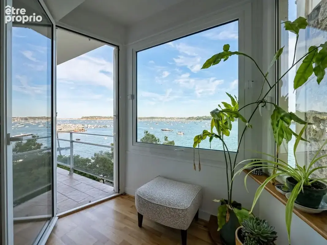 Appartement type 3 - 75,84 m²  - deux balcons - vue mer exceptionnelle - photo 9