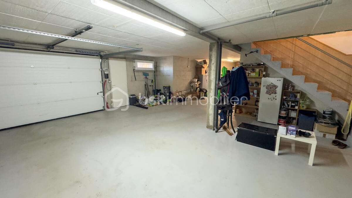 Maison à VEYRE-MONTON