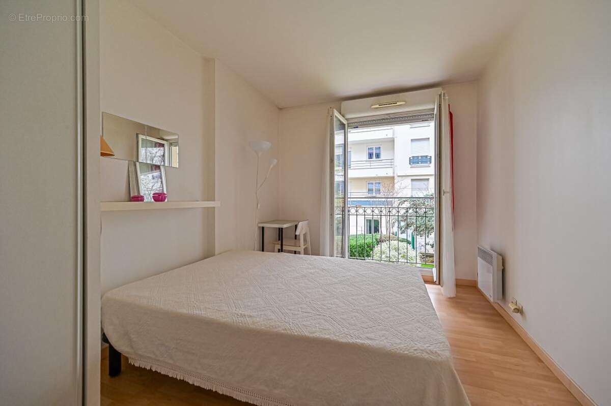 Appartement à PARIS-19E