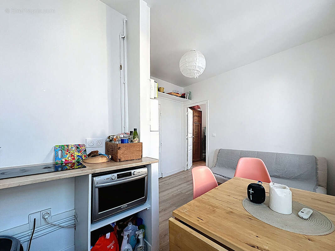 Appartement à PARIS-18E