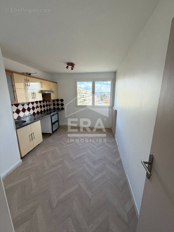 Appartement à LE PETIT-QUEVILLY