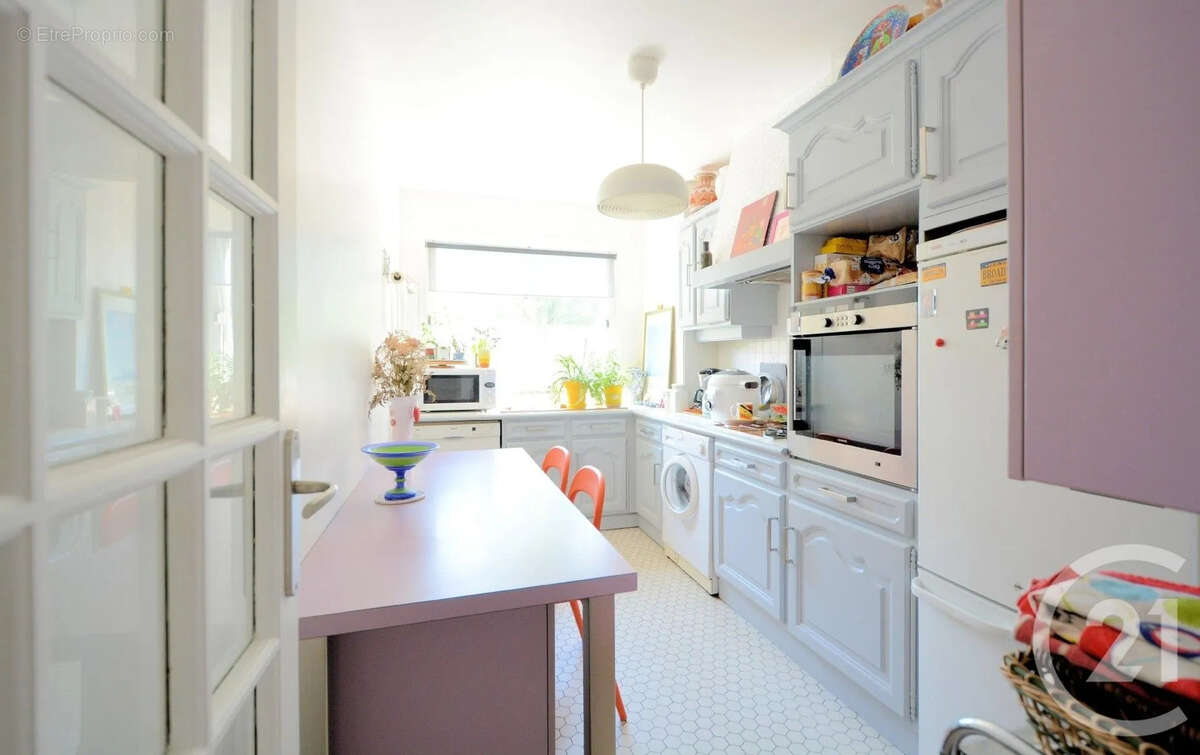 Appartement à SAINT-MAUR-DES-FOSSES