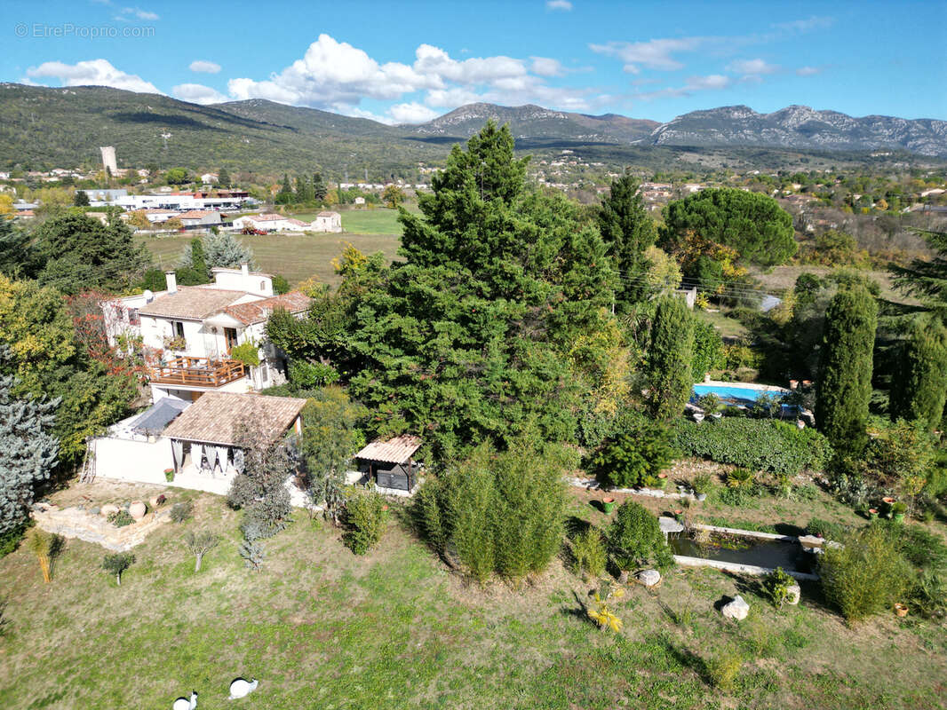 Maison à LAROQUE