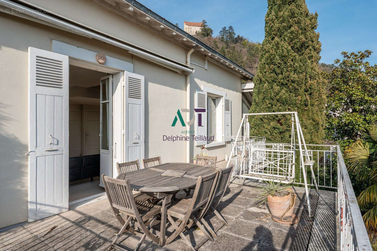 Appartement 129 m² à Corenc  - photo 9