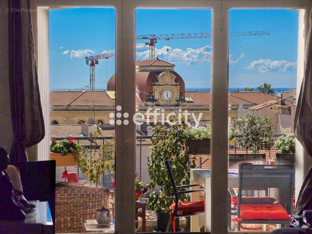 Appartement à CANNES