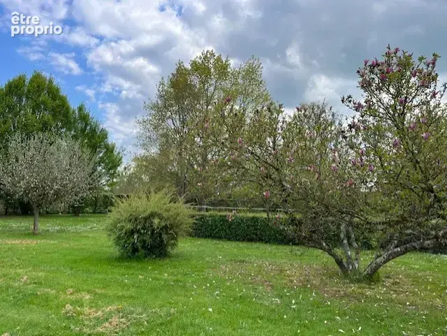 Belle maison des annees 30-40 sur un grand terrain arbore - photo 11