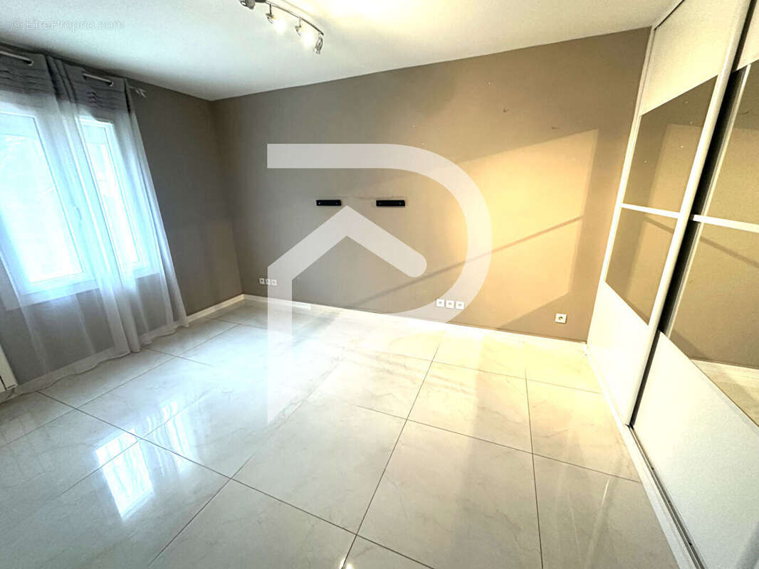 Maison à SOISY-SOUS-MONTMORENCY