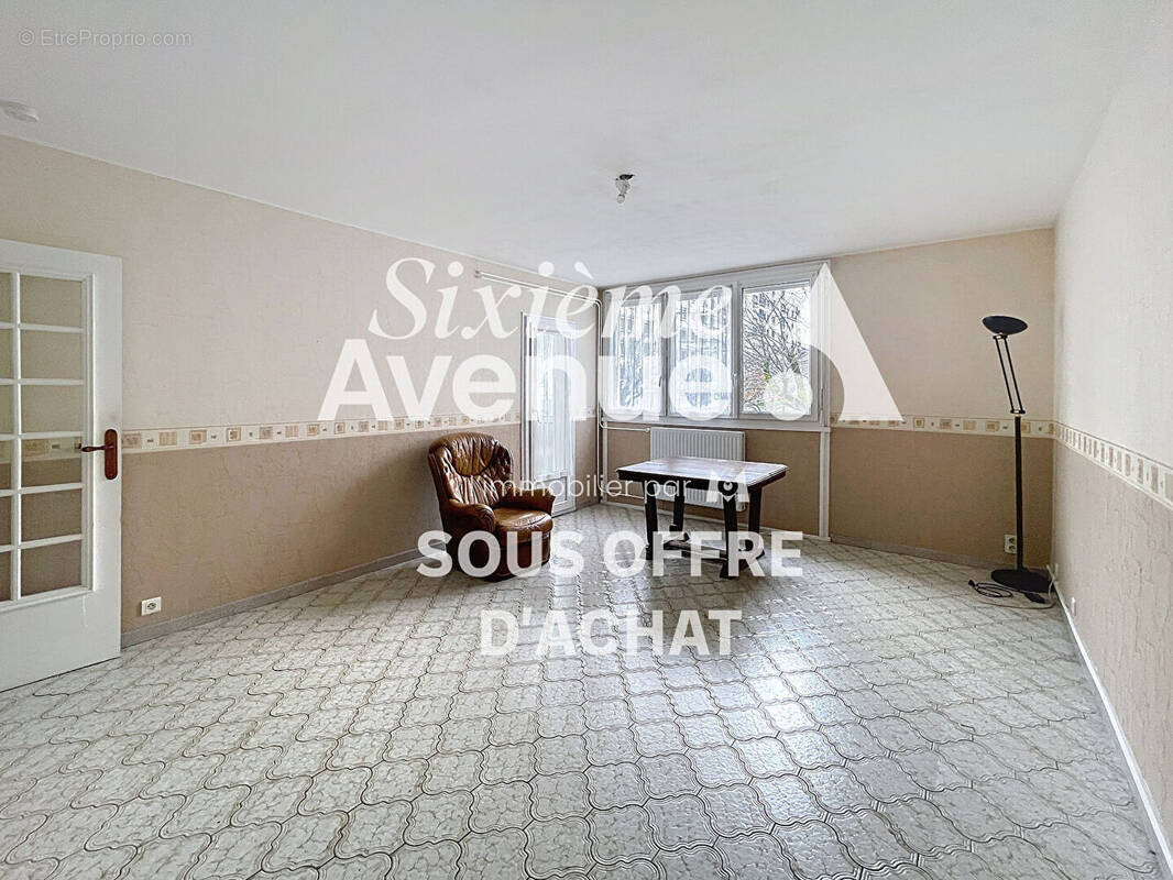 Appartement à VENISSIEUX