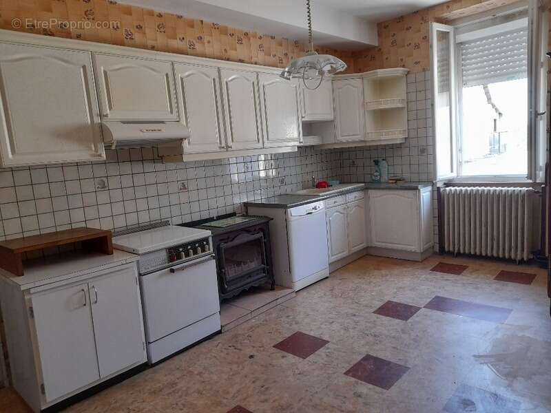 Maison à RIEUPEYROUX