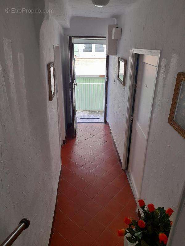 Appartement à GREOUX-LES-BAINS